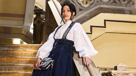 freida pinto dior|How Freida Pinto Spent The Day In Mumbai Before The Dior Show.